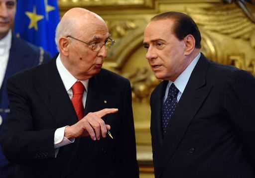 Berlusconi e Bossi: dimissioni Fini