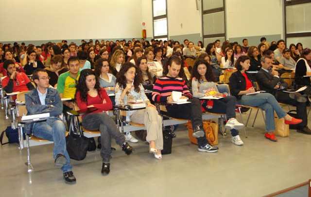 Ateneo Magna Graecia di Catanzaro: assemblea studentesca ” Azioni da seguire per il futuro del nostro Ateneo”