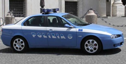 polizia-macchina-grande6