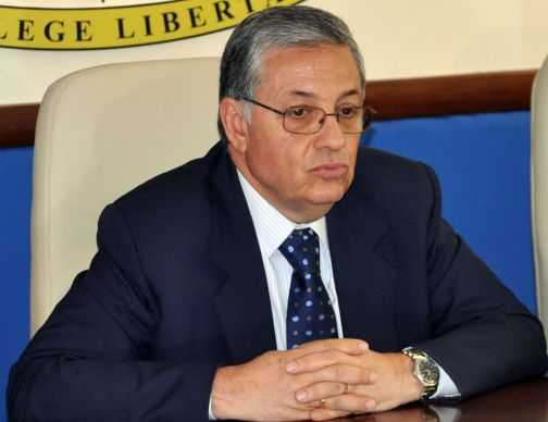 Siderno, eseguiti 53 arresti tra cui l’ex sindaco Figliomeni