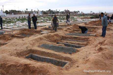 Libia: 10.000 i morti. Stranieri in fuga