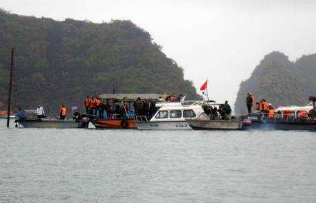 Vietnam: affonda barca, 12 morti