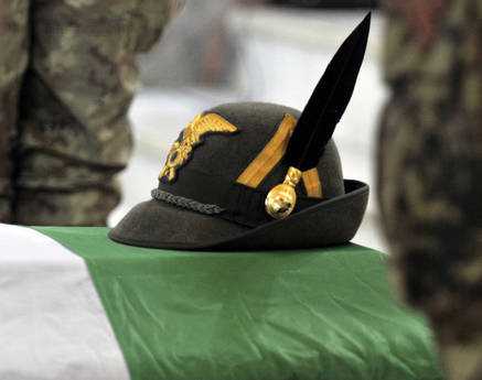 Torna in patria il militare morto in Afghanistan
