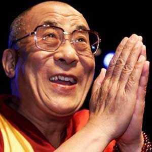 Il Dalai Lama rinuncerà al suo ruolo politico. Pechino: E’ un trucco”