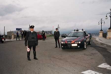 Controlli e perquisizioni dei carabinieri