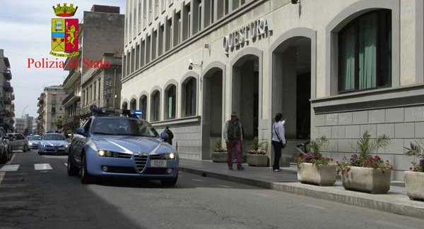 Polizia, nuovi funzionari nella provincia di Reggio Assegnati dal ministero dell'Interno le destinazioni dei nuovi funzionari della Polizia di Stato nella provincia di Reggio Calabria 