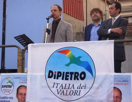 Giordano e Sicari, chiudono la campagna elettorale per Idv