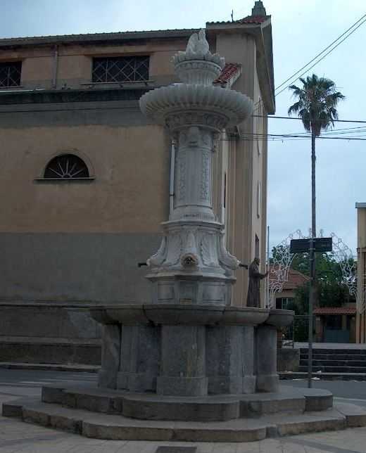 Fontana muta di Jatrinoli
