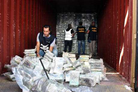 ‘Ndrangheta, 560 kg di cocaina purissima sequestrata al porto di Gioia Tauro