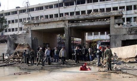 Siria: 12 morti in due attentati