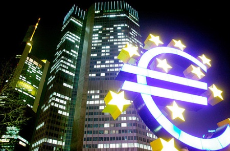 Draghi: “Segni di stabilizzazione, ma ancora rischi”