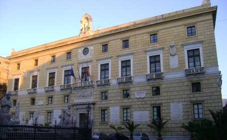 Confronto con i candidati sindaci al comune di Palermo