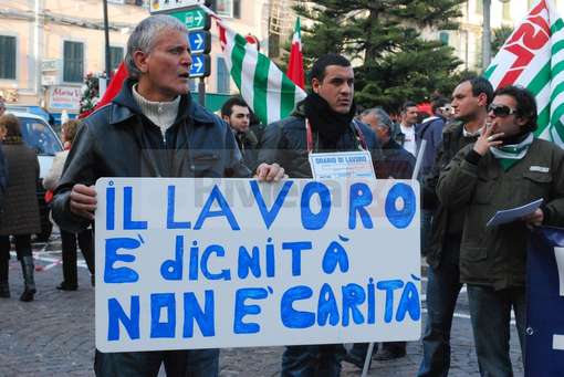 Fiat: Pomigliano; ancora Cig per oltre 2.000 operai