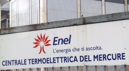 Sospesa la protesta dei 4 operai della centrale Enel del Mercure