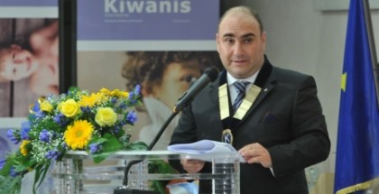 Roman presidente_kiwanisw