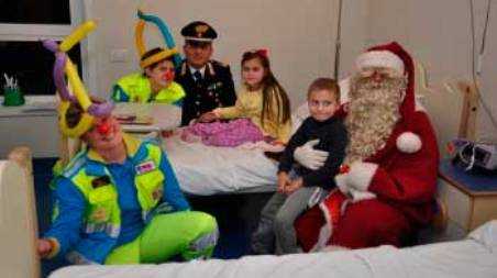 Babbo Natale visita il reparto pediatrico dell’ospedale “G. Iannelli” di Cetraro