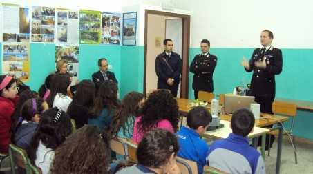 Il comandante della Compagnia carabinieri di Locri ha incontrato gli studenti di Gerace