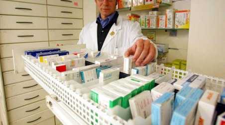 La “lista nera” dei farmaci presentata sulla rivista medica francese “Prescrire”
