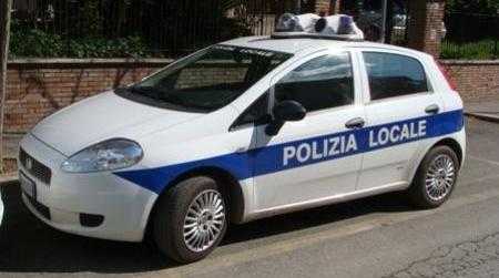 La Polizia locale di Lamezia Terme denuncia per stalking un cittadino marocchino
