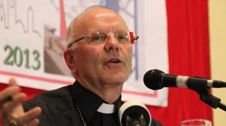 Papa Francesco nomina vescovo Galantino segretario del Cei fino al 2019