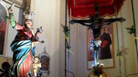 Palmi, ieri la processione della Vergine del Soccorso e del Crocifisso nero proveniente da Terranova