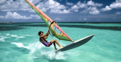 windsurf-agua-verde