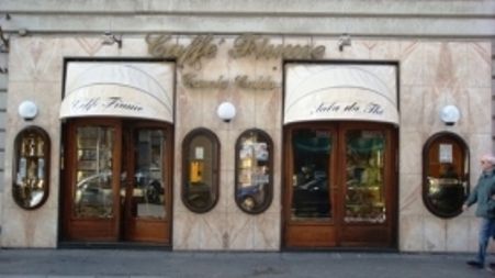 La ‘ndrangheta a Roma: sequestrati il Caffè Fiume e la casa di un sindaco calabrese appena riconfermato