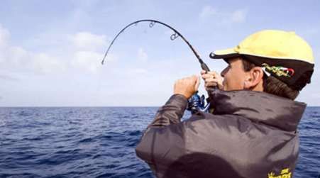 Al via il 1° trofeo “Le Castella” di pesca sportiva