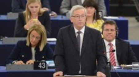 Juncker: ‘Priorità lavoro e crescita, 300 mld in 3 anni’