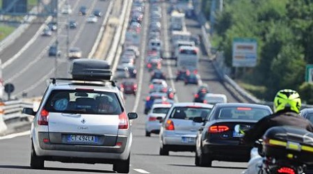 In Calabria le auto ibride ed elettriche sono il 3% Elaborazione degli Osservatori Autopromotec e Federmetano sui dati Aci
