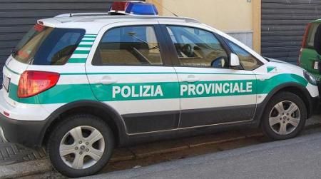 Reggio, la polizia provinciale denuncia due persone per furto aggravato di acqua