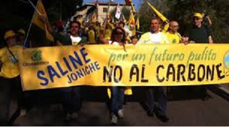 Messaggio chiaro da Saline Joniche: “Stop carbone” Ennesimo appello al Governo nazionale per chiedere il definitivo abbandono delle fonti fossili