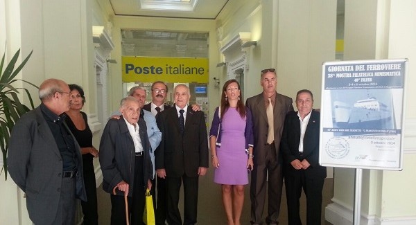 Poste Italiane inaugura la mostra dedicata alla Giornata del Ferroviere Celebrato il 50° anniversario della Nave traghetto “San Francesco da Paola”