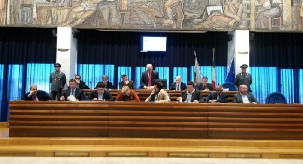 Nove argomenti discussi nel Consiglio Provinciale di Catanzaro Approvato un ordine del giorno sulla vertenza Infocontact