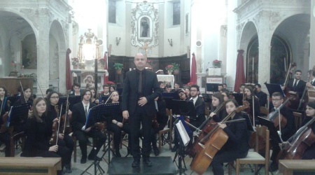 Conclusa la tournée natalizia dell’Orchestra Sinfonica Giovanile della Calabria L'orchestra, diretta dal maestro Ferruccio Messinese, era partita da Palmi il 6 dicembre