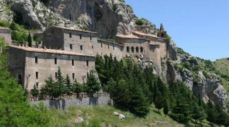 Graziano: “Tutela patrimonio storico volano di sviluppo” "Santuario Madonna della Armi, dopo il furto urgono interventi sulla sicurezza"