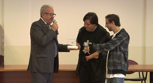 Shark and Groove premiati dall’Agis Calabria Questa mattina consegnato il Premio alla coppia di rapper calabresi sul podio di Italia's got Talent