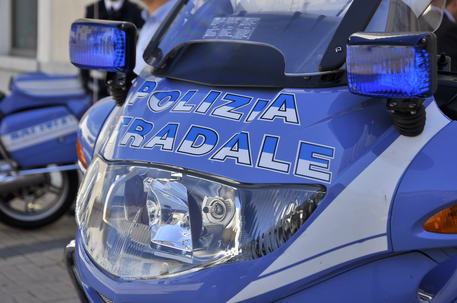 Dirigente Polizia stradale provinciale lascia Reggio Giuseppa Pirrello andrà a dirigere la sezione di Polizia stradale di Catania