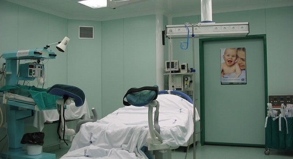 Crotone, muore al sesto mese di gravidanza: indagati sette medici Ipotizzato il reato di omicidio colposo