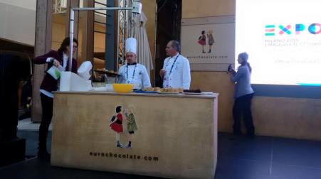 La “Torta Mamertina” presentata all’Expo Grande successo per la torta ideata e creata dal giovane pasticcere oppidese Carmelo Caratozzolo