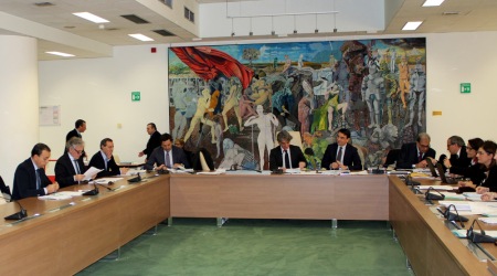 Calabria, seconda Commissione approva bilancio 2016 Approvato anche il Documento di programmazione economico-finanzaria