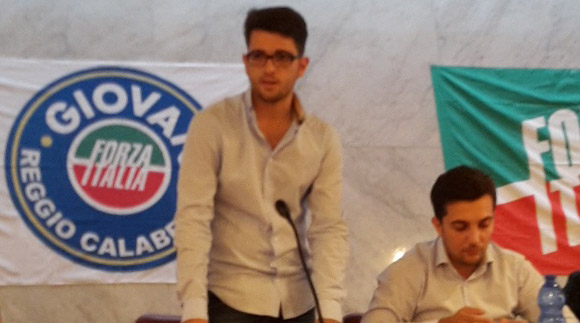 Rottura crede in una nuova stagione per la politica giovanile Michelangelo Rottura nominato Vice Coordinatore regionale del movimento Studenti per le Libertà