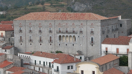 La capitale degli studi europeisti è in Calabria Da lunedì torna al palazzo rinascimentale di Aieta la summer school “Giornate d’Europa”