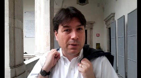Lo storico d’arte Tomaso Montanari in tour con i 5 stelle "Per fermare il degrado culturale nell'era Oliverio"