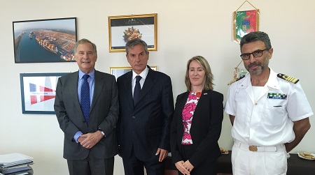 Ambasciatore Usa in visita al porto di Gioia Tauro Presente anche il Console Generale degli Stati Uniti a Napoli