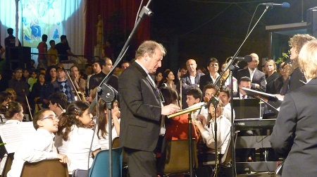 Successo per concerto Coro polifonico di Lamezia Apprezzato omaggio alla Immacolata
