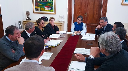 Decreto Reggio, dopo rimodulazione la fase operativa Il sindaco Falcomatà: "Priorità al piano strade, via la fase di progettazione"