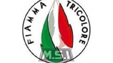 “Lucano, aspirante Nobel solidale con soldi contribuenti” Fiamma Tricolore si scaglia contro il sindaco di Riace