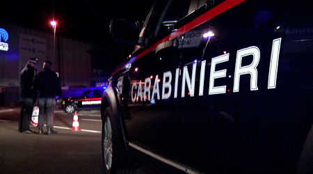 Operazioni dei Carabinieri nel territorio cosentino Arrestato un uomo per evasione. Un 55enne, invece, è stato deferito per il rifiuto di sottoporsi ad accertamento etilometrico
