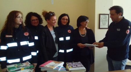 Taurianova, Croce Rossa dona libri a biblioteca comunale La consegna in occasione della settimana di festeggiamenti della Croce Rossa